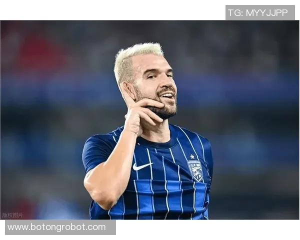 图库曼与亚自由的对决精彩纷呈引发球迷热议与期待