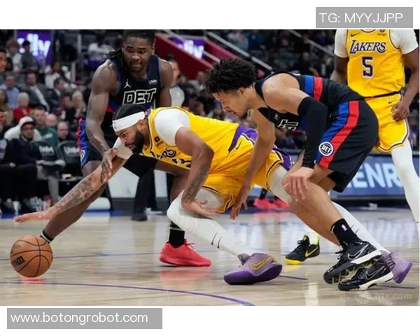 湖人对阵活塞最新战况分析及精彩瞬间回顾