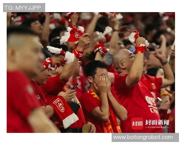 中国U22青年队迎战印尼队全力争胜展现青春风采 中国U22青年队迎战印尼队全力争胜展现青春风采