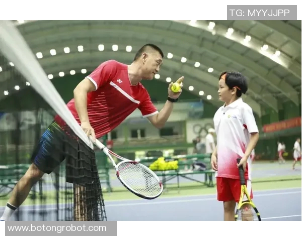 杨芳独家分享网球技巧与心得助你提升球技的全面指南